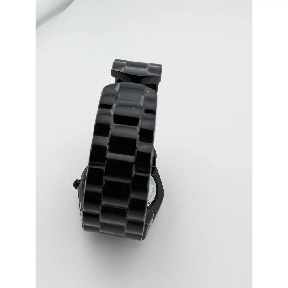 Geneva Watch Women 31mm‎ Case Rhinestone Bezel Black Bangle Band- New Battery